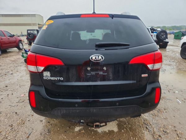 2014 KIA SORENTO Base/ LX