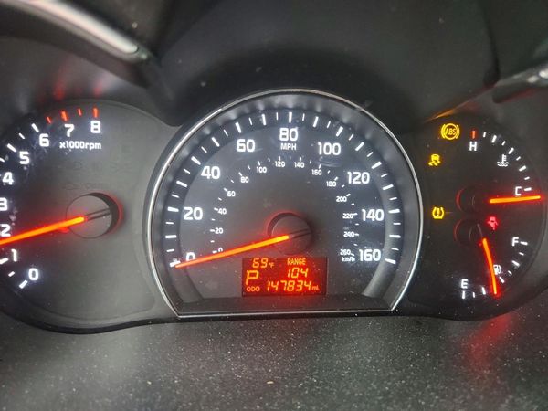 2014 KIA SORENTO Base/ LX