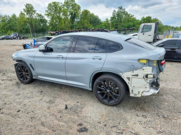 2025 BMW X4 xDrive 30i