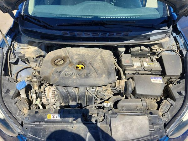 2015 HYUNDAI ELANTRA
