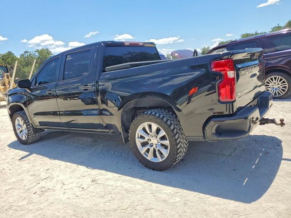 2022 CHEVROLET SILVERADO Custom