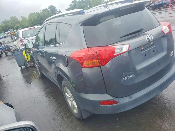 2013 TOYOTA RAV4 Sports