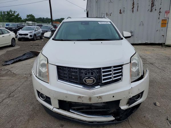 2016 CADILLAC SRX Performance