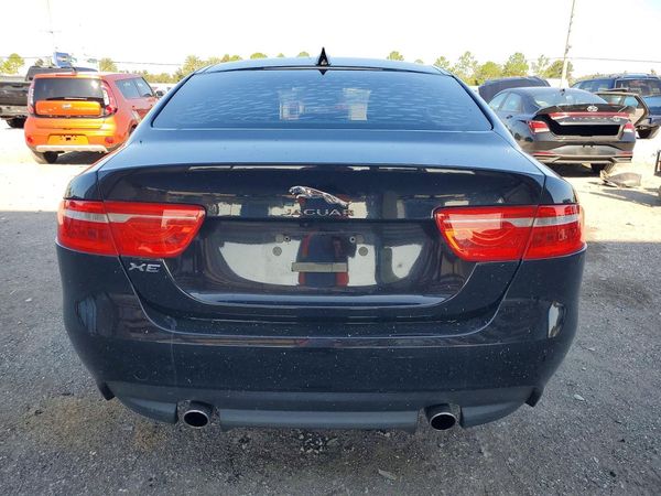 2017 JAGUAR XE