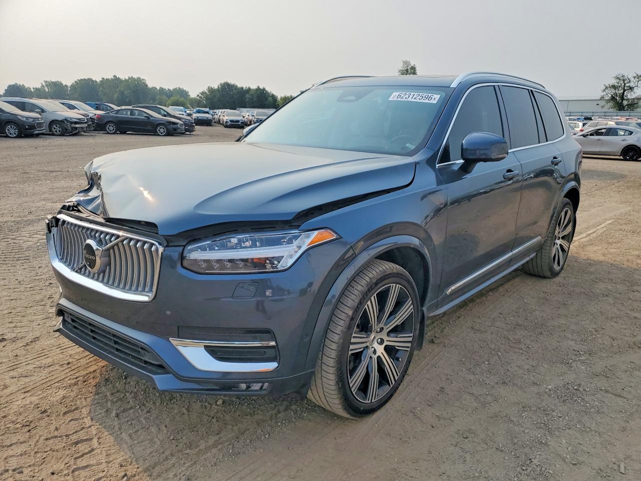 2023 VOLVO XC90