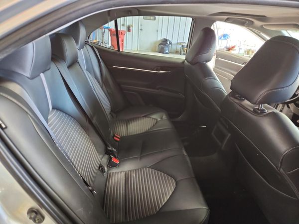 2019 TOYOTA CAMRY
