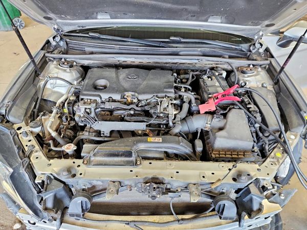 2019 TOYOTA CAMRY