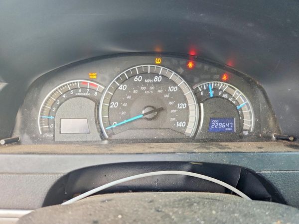 2014 TOYOTA CAMRY