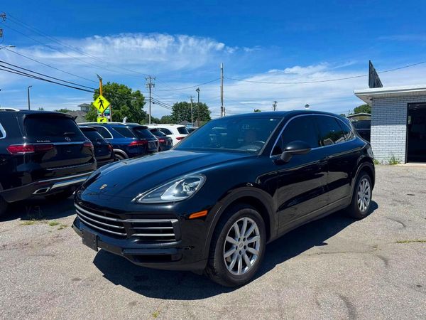 2019 PORSCHE CAYENNE