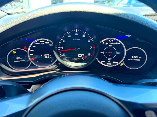 2019 PORSCHE CAYENNE