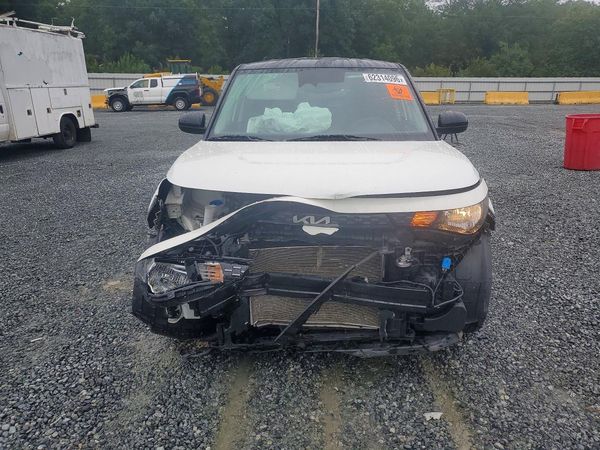 2024 KIA SOUL LX, S