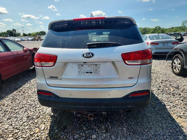 2016 KIA SORENTO