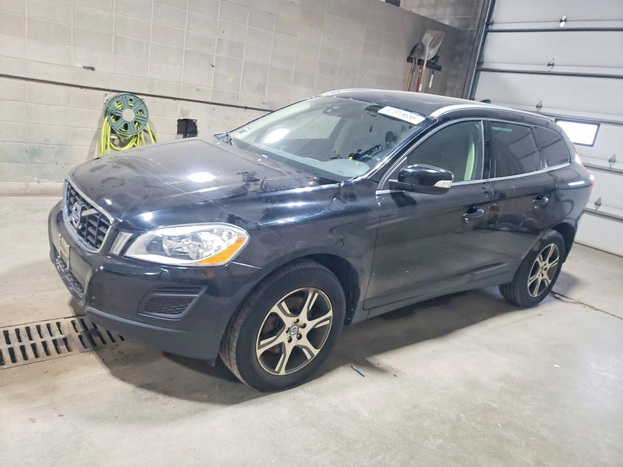 2013 VOLVO XC60