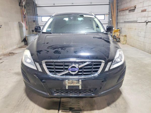 2013 VOLVO XC60