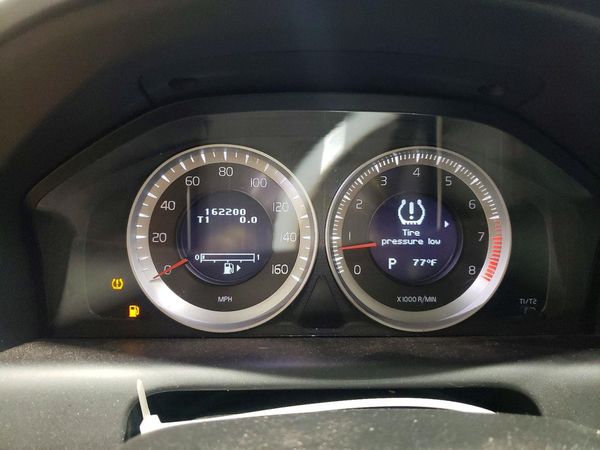 2013 VOLVO XC60