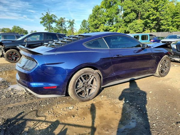 2020 FORD MUSTANG