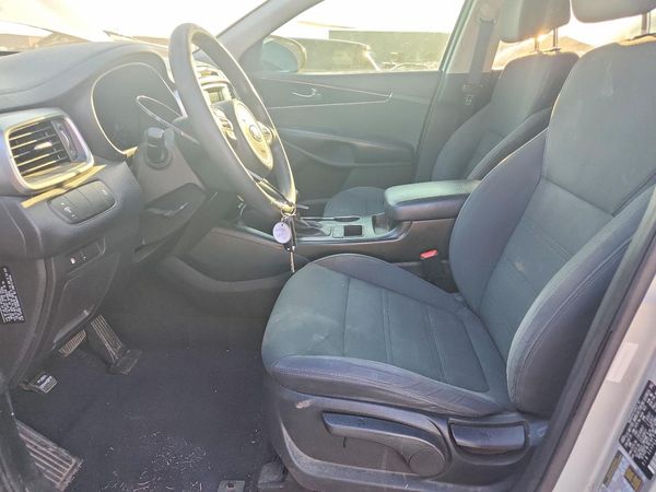 2017 KIA SORENTO L, LX