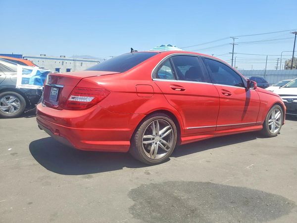 2014 MERCEDES-BENZ C