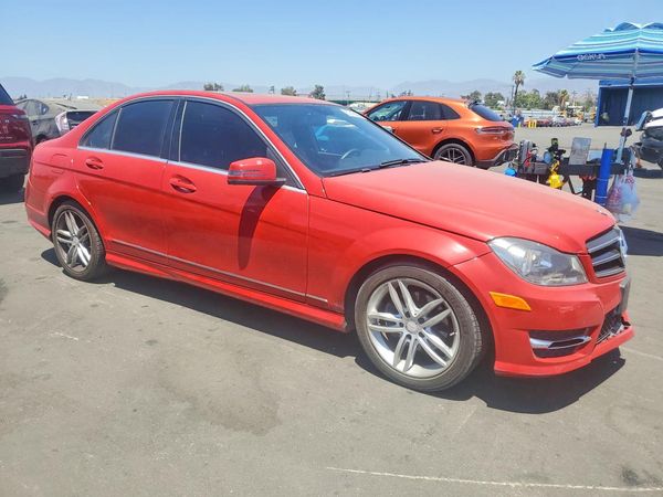 2014 MERCEDES-BENZ C