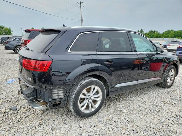 2018 AUDI Q7 quattro Premium Plus