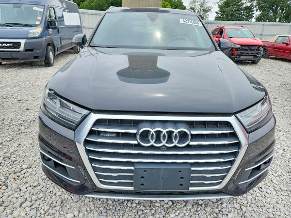 2018 AUDI Q7 quattro Premium Plus