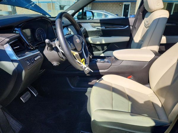 2026 CADILLAC XT5 Sport