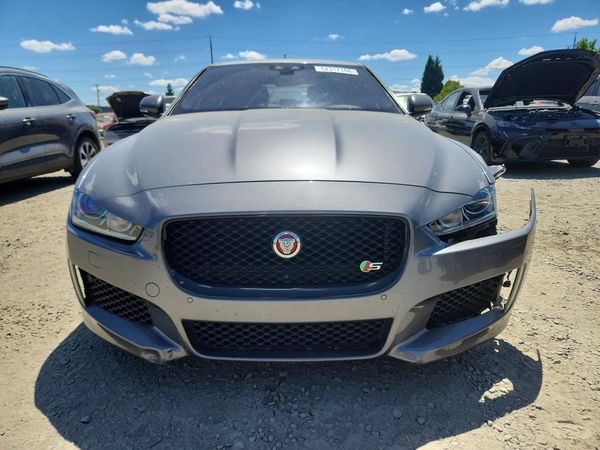 2019 JAGUAR XE