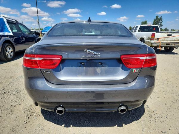 2019 JAGUAR XE