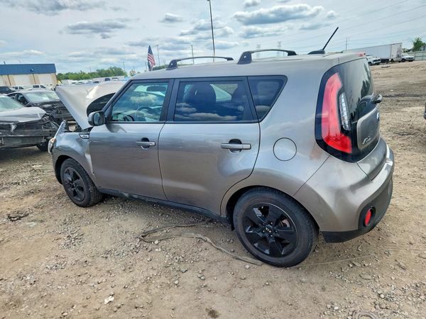 2018 KIA SOUL Base