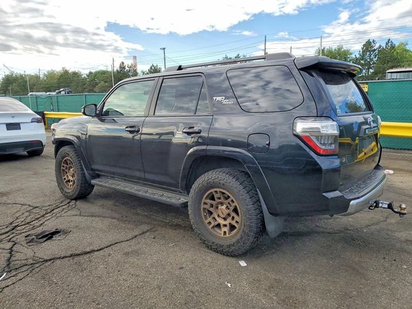2022 TOYOTA 4RUNNER TRD Offroad