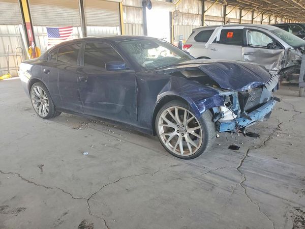 2015 DODGE CHARGER SE RWD