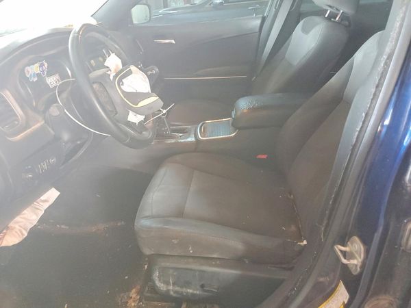 2015 DODGE CHARGER SE RWD
