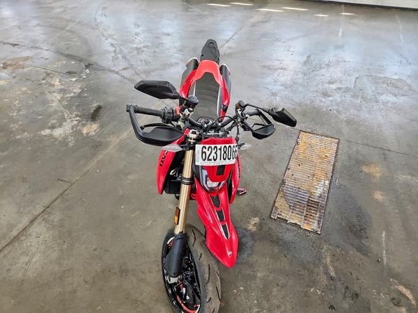 2024 DUCATI HYPERMOTARD