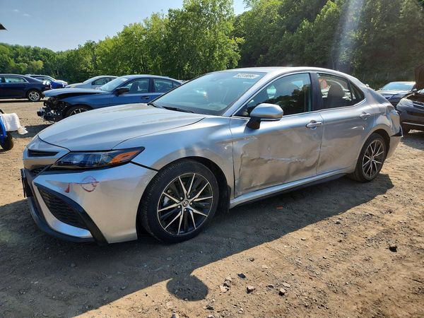 2023 TOYOTA CAMRY