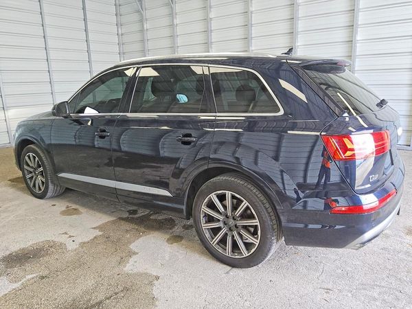 2017 AUDI Q7 quattro Premium Plus
