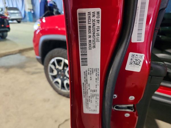 2025 JEEP COMPASS Trailhawk