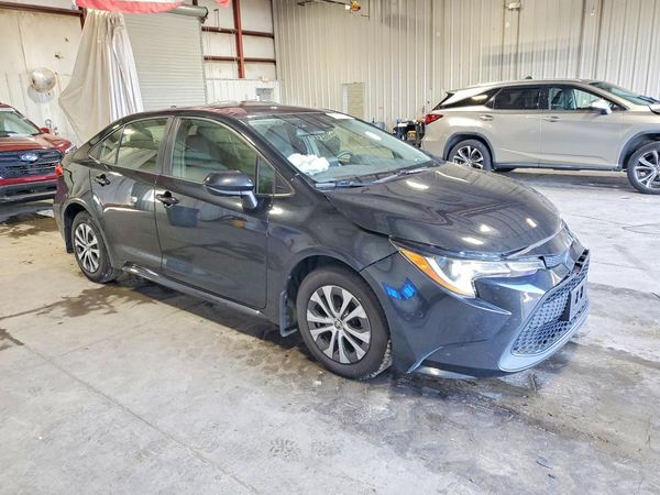 2022 TOYOTA COROLLA