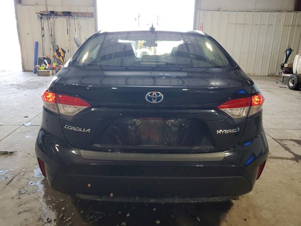 2022 TOYOTA COROLLA