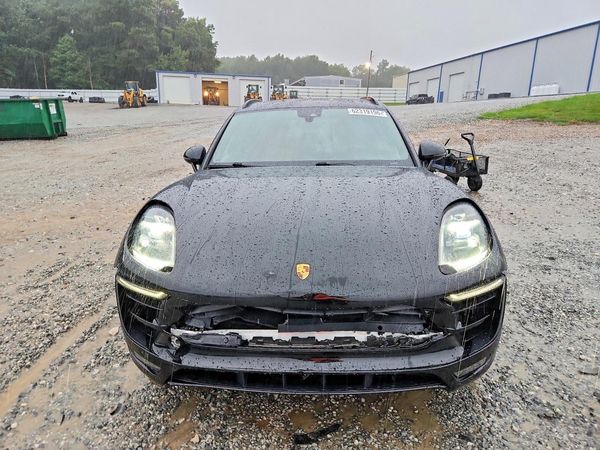 2018 PORSCHE MACAN Macan GTS
