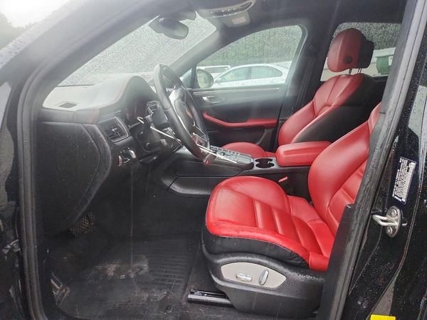 2018 PORSCHE MACAN Macan GTS