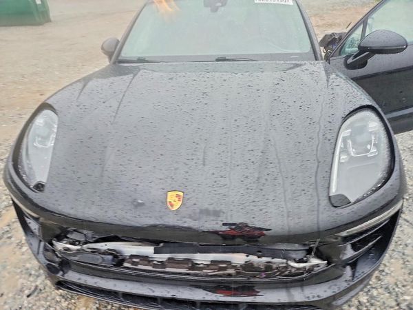 2018 PORSCHE MACAN Macan GTS