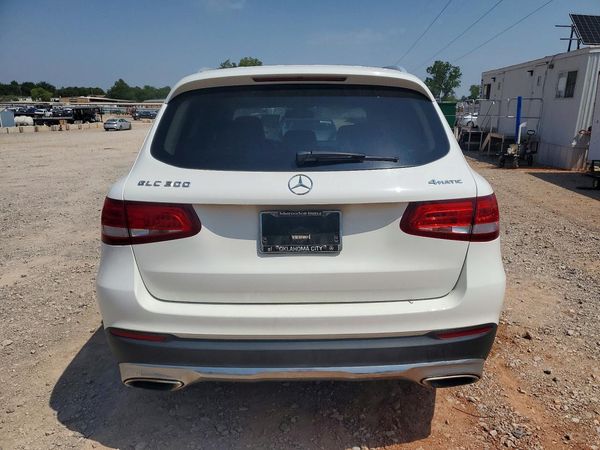 2018 MERCEDES-BENZ GLC GLC 300-4M