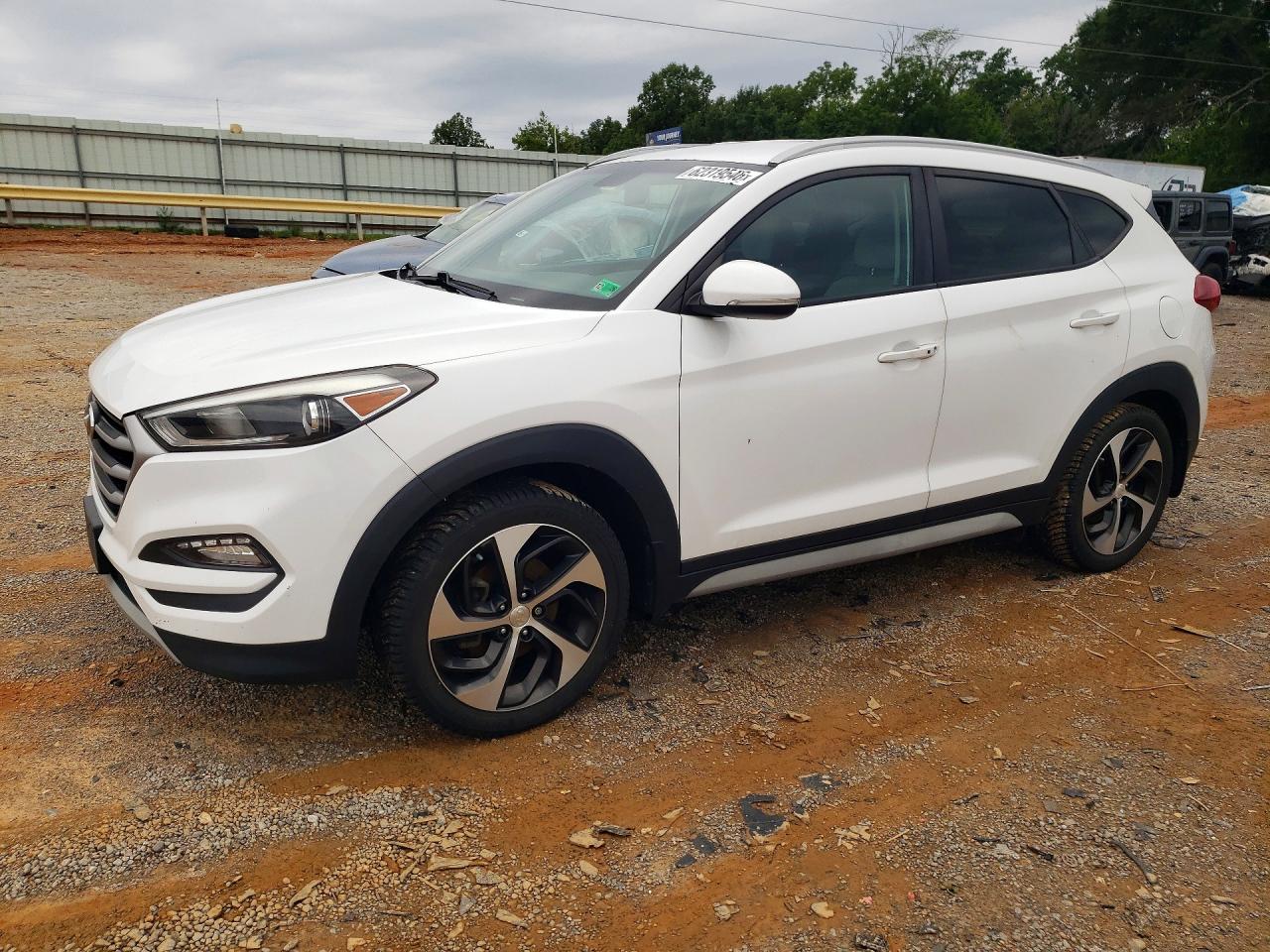 2017 HYUNDAI TUCSON