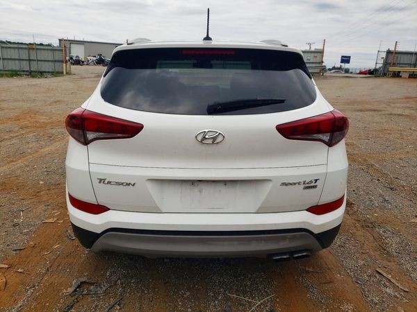 2017 HYUNDAI TUCSON