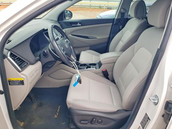 2017 HYUNDAI TUCSON