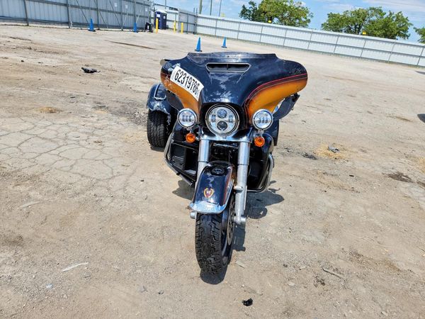 2024 HARLEY-DAVIDSON FL