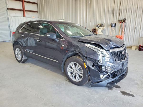 2021 CADILLAC XT5 Luxury