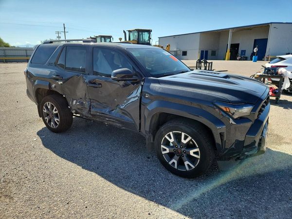 2026 TOYOTA 4RUNNER