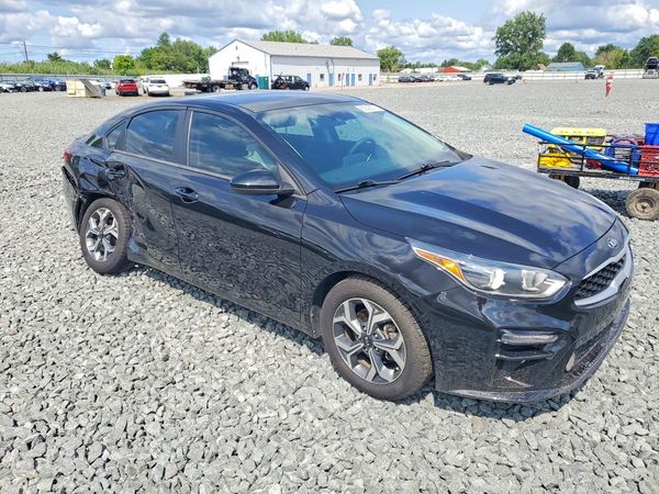 2021 KIA FORTE FE, LXS