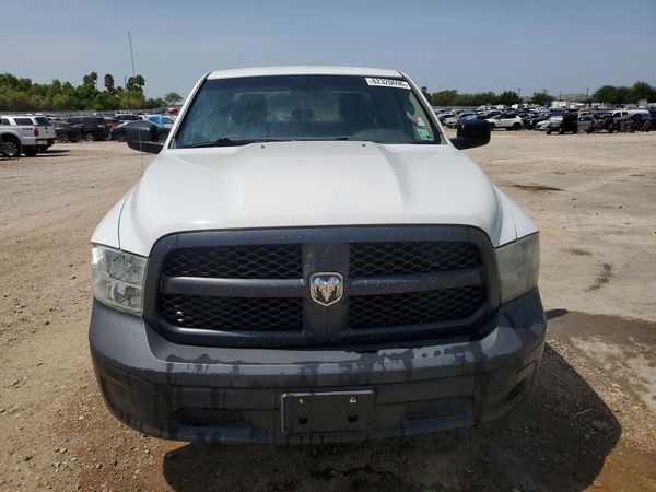 2015 RAM 1500 ST